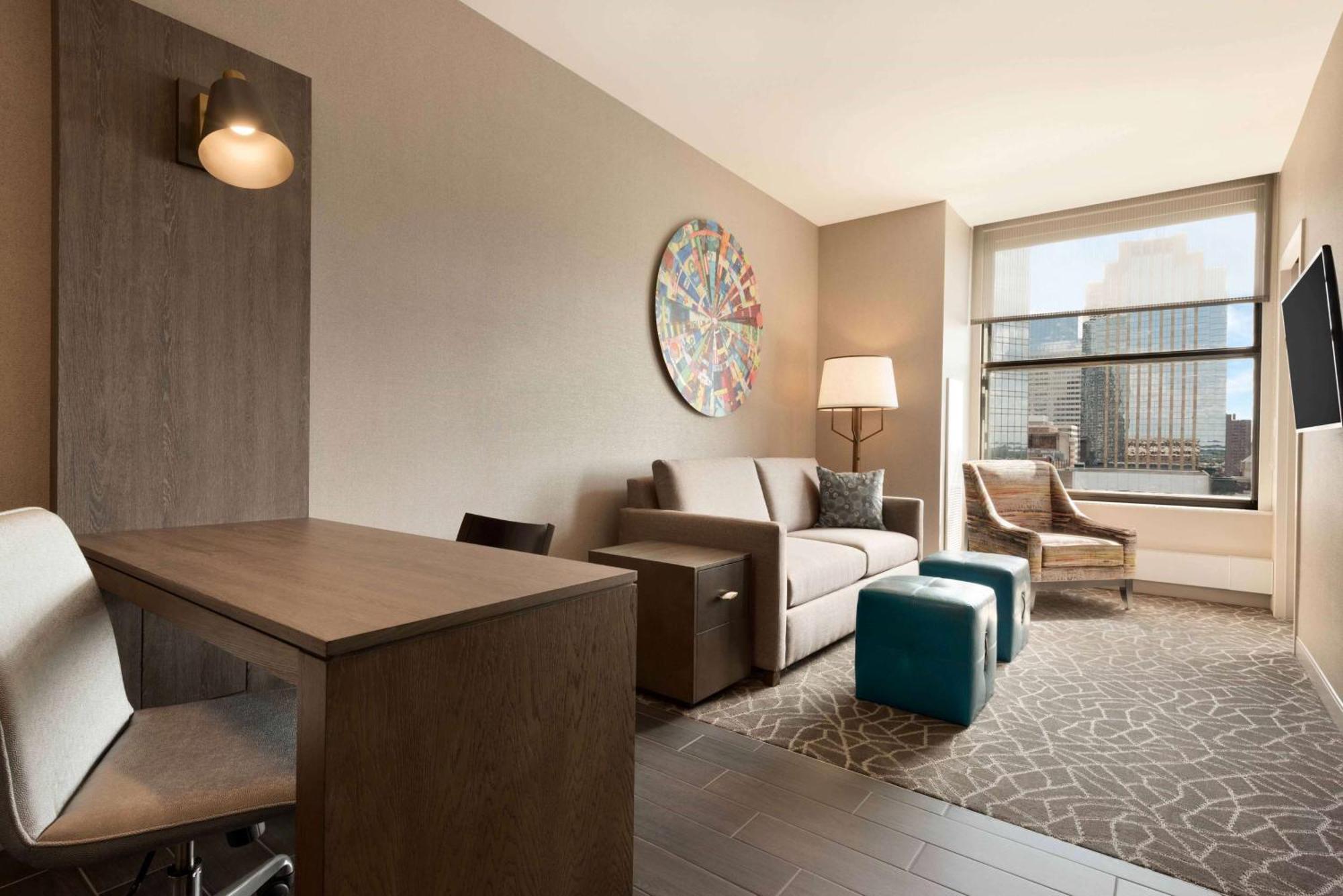 Embassy Suites By Hilton Minneapolis Downtown Hotel Екстериор снимка